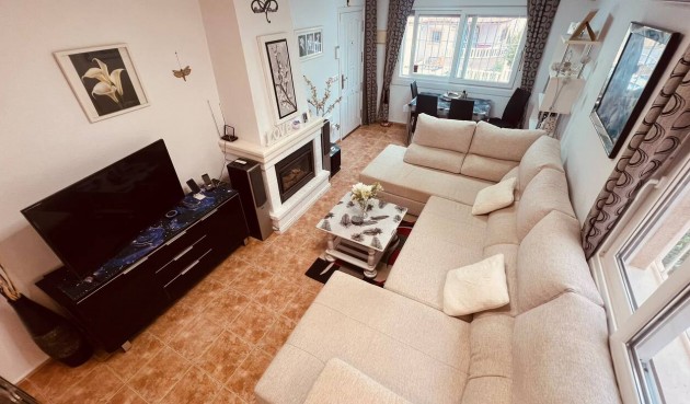 Resale - Villa -
Villamartin - Costa Blanca