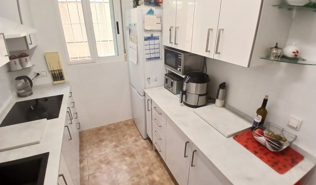 Resale - Villa -
Villamartin - Costa Blanca