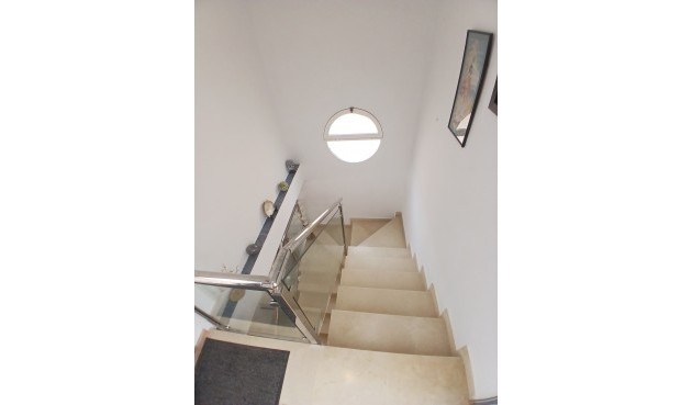 Resale - Villa -
Villamartin - Costa Blanca