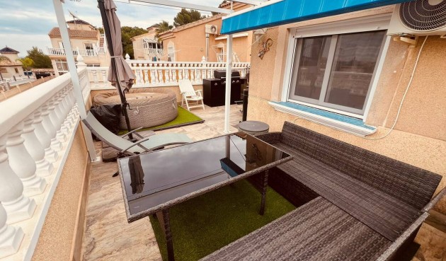 Resale - Villa -
Villamartin - Costa Blanca