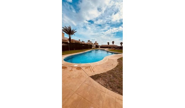 Resale - Villa -
Villamartin - Costa Blanca
