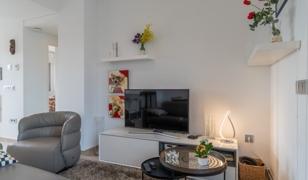Resale - Bungalow -
Vistabella Golf Entre Naranjos - Inland