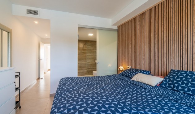 Resale - Bungalow -
Vistabella Golf Entre Naranjos - Inland