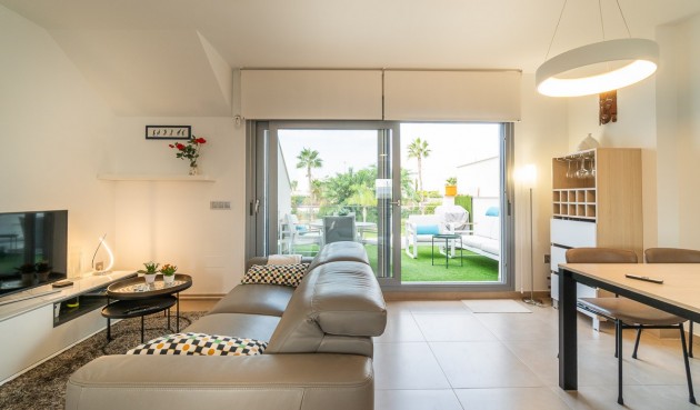 Resale - Bungalow -
Vistabella Golf Entre Naranjos - Inland