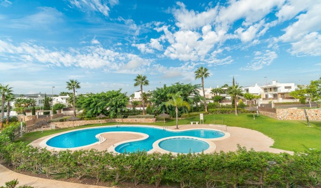 Resale - Bungalow -
Vistabella Golf Entre Naranjos - Inland