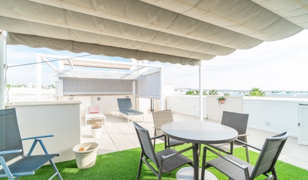 Resale - Bungalow -
Vistabella Golf Entre Naranjos - Inland