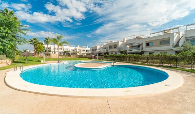 Resale - Bungalow -
Vistabella Golf Entre Naranjos - Inland