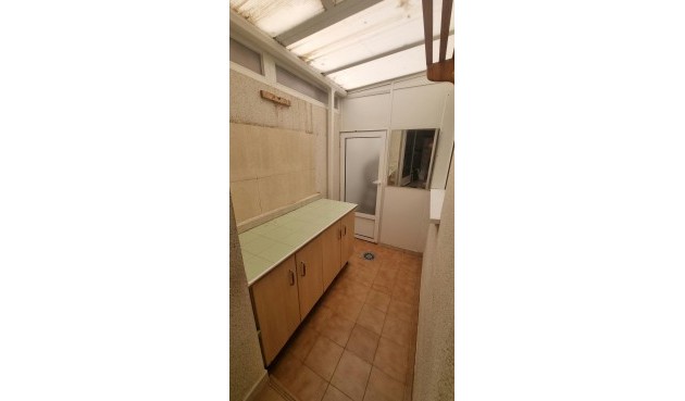 Resale - Bungalow -
Torrevieja - Torreblanca