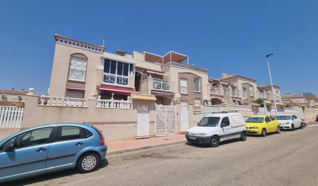 Resale - Bungalow -
Torrevieja - Torreblanca