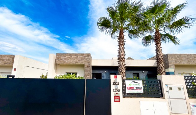 Resale - Villa -
Algorfa - Inland