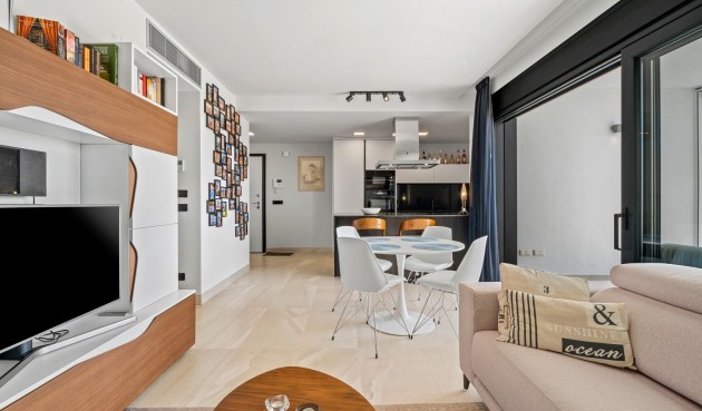 Resale - Apartment -
Villamartin - Costa Blanca