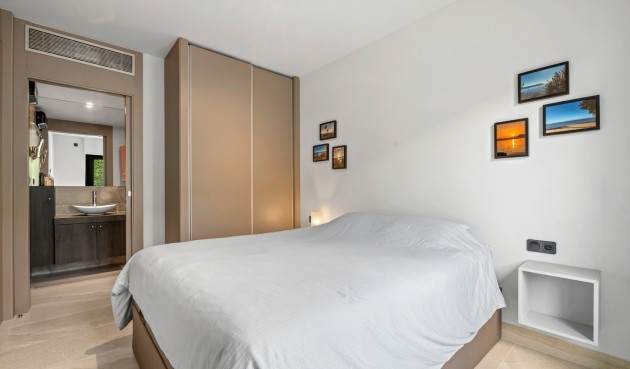Resale - Apartment -
Villamartin - Costa Blanca