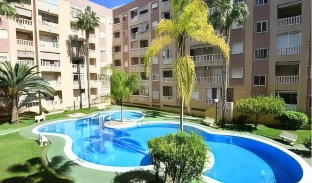 Resale - Penthouse Penthouse -
Torrevieja - PARQUE DE LAS NACIONES