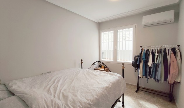 Resale - Apartment -
La Mata - Costa Blanca