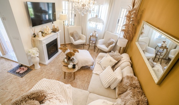 Resale - Villa -
Guardamar del Segura - Costa Blanca