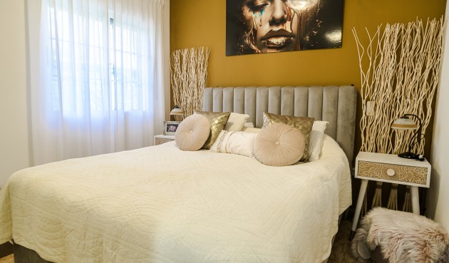 Resale - Villa -
Guardamar del Segura - Costa Blanca