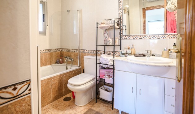 Resale - Villa -
Guardamar del Segura - Costa Blanca