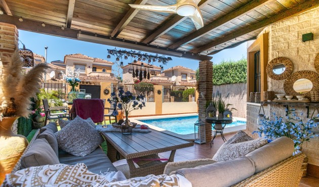 Resale - Villa -
Guardamar del Segura - Costa Blanca