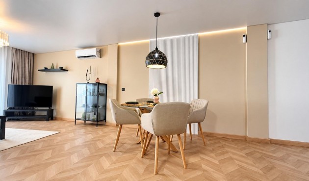 Resale - Apartment -
Torrevieja - Playa del Cura