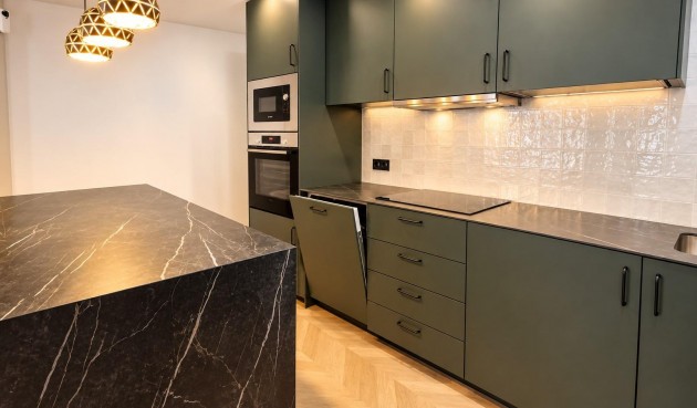 Resale - Apartment -
Torrevieja - Playa del Cura