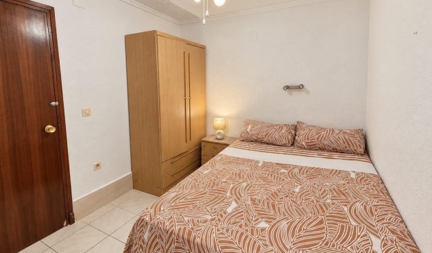 Resale - Bungalow -
Torrevieja - Torretas
