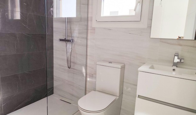 Brukt - Apartment -
Orihuela Costa - Punta Prima