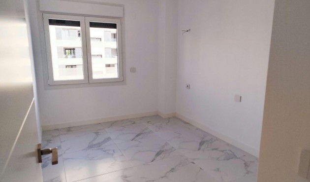 Brukt - Apartment -
Orihuela Costa - Punta Prima
