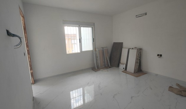 Resale - Town House -
San Miguel de Salinas - Blue Lagoon - Galán