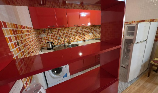 Resale - Apartment -
Torrevieja - Estacion De Autobuses