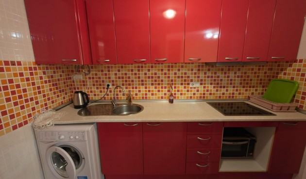 Resale - Apartment -
Torrevieja - Estacion De Autobuses