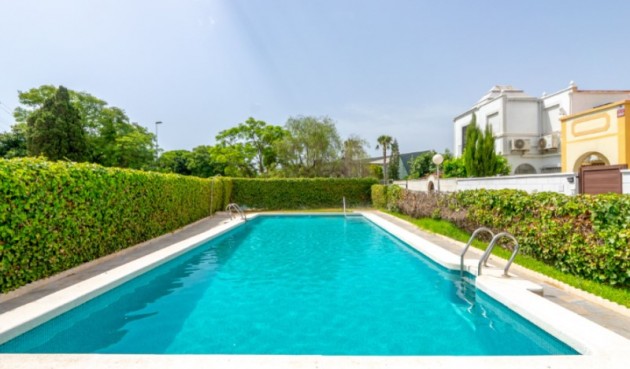 Resale - Town House -
Torrevieja - Costa Blanca