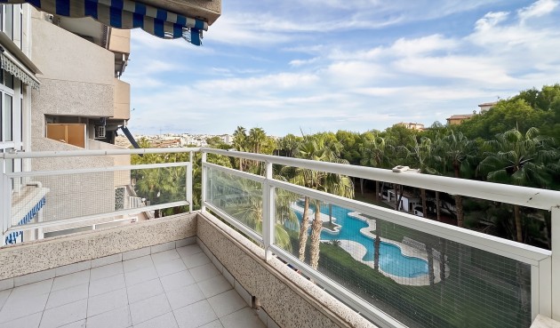 Resale - Apartment -
Orihuela Costa - Costa Blanca
