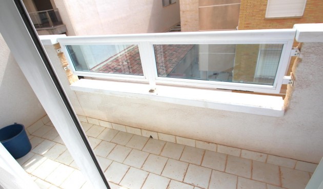 Resale - Apartment -
Torrevieja - Las Piscinas Naturales