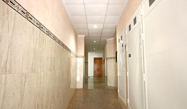 Resale - Apartment -
Torrevieja - Las Piscinas Naturales
