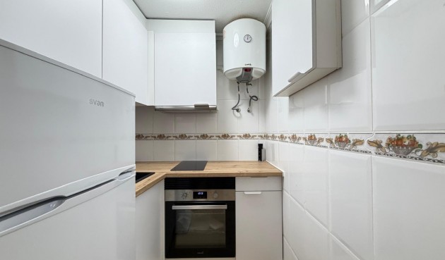 Resale - Apartment -
Torrevieja - Playa de los Locos
