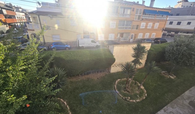 Resale - Duplex -
Torrevieja - Habaneras