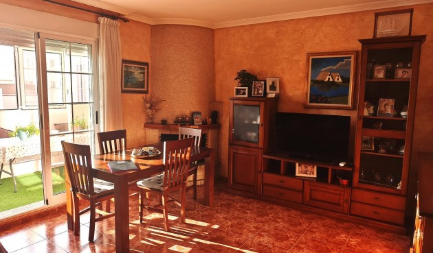 Resale - Apartment -
Torrevieja - Centro