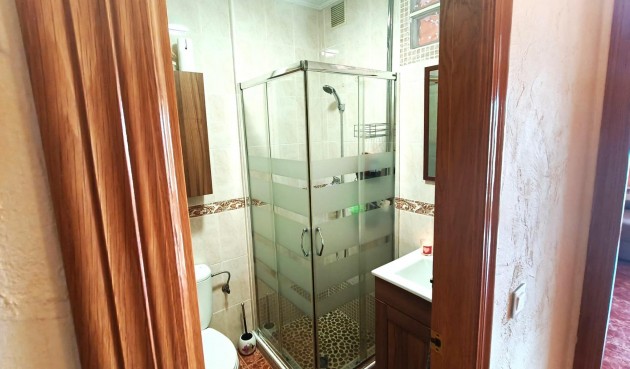 Resale - Apartment -
Torrevieja - Centro