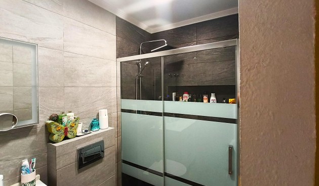 Resale - Apartment -
Torrevieja - Centro