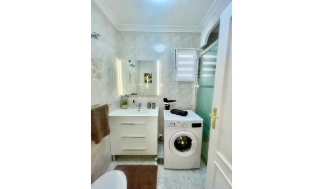 Reventa - Apartment -
Torrevieja - Estacion De Autobuses