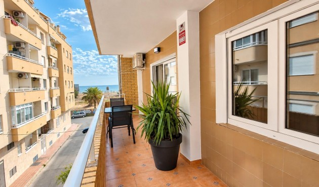 Resale - Apartment -
Torrevieja - Playa del Cura