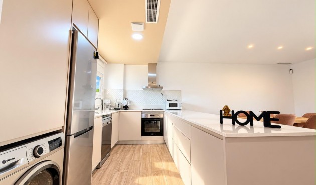 Resale - Bungalow -
Orihuela - Desamparados-hurchillo-torremendo