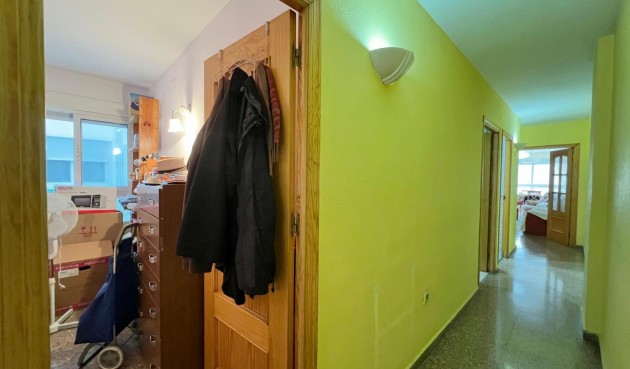 Resale - Apartment -
Torrevieja - Puerto Deportivo