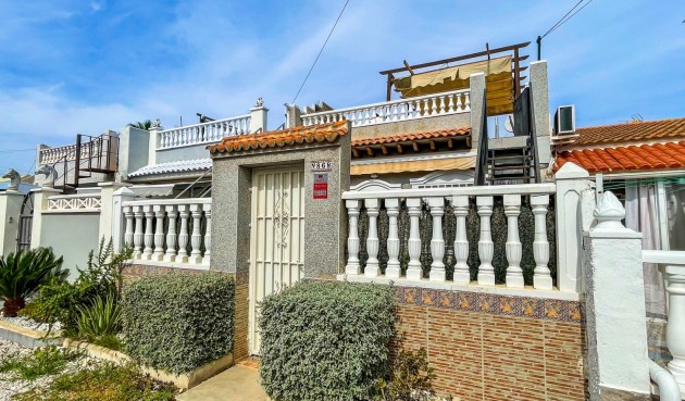 Resale - Bungalow -
Torrevieja - Costa Blanca