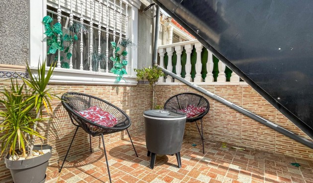 Resale - Bungalow -
Torrevieja - Costa Blanca