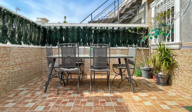 Resale - Bungalow -
Torrevieja - Costa Blanca