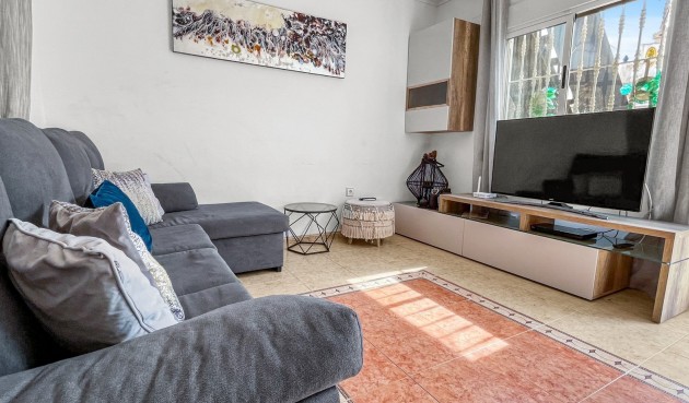 Resale - Bungalow -
Torrevieja - Costa Blanca