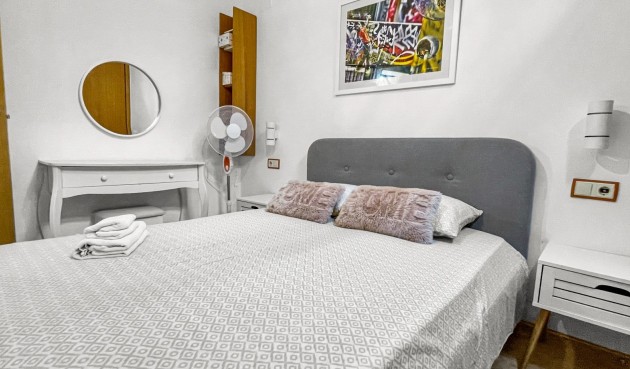 Resale - Bungalow -
Torrevieja - Costa Blanca