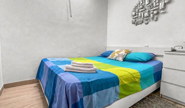 Resale - Bungalow -
Torrevieja - Costa Blanca