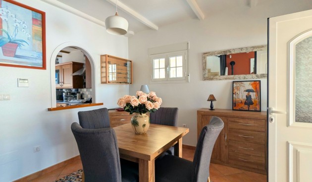 Reventa - Villa -
Lo Crispin - Inland